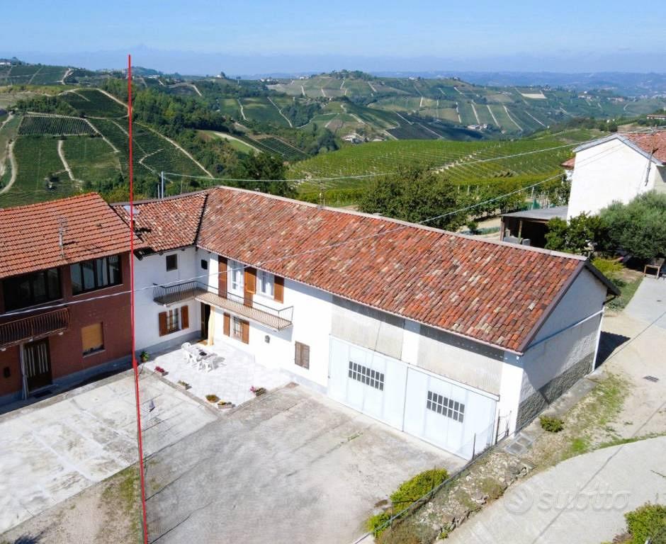 Rustico / Casale di 285 m² con più di 5 locali e b - Vista 4