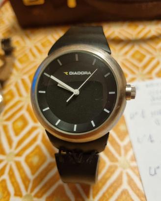 Orologio Diadora da uomo a batteria