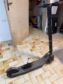 Monopattino elettrico Segway Ninebot del 2018