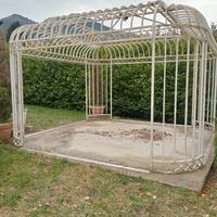 gazebo tavolo e sedie 