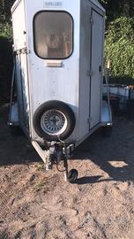 CARRELLO TRASPORTO CAVALLI 2 POSTI