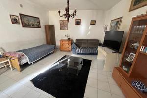 3 LOCALI A PAVONE CANAVESE