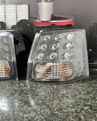 Coppia fanali stop Mitsubishi OUTLANDER