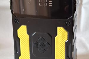 Avviatore booster per auto con compressore