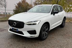 Volvo XC60 2.0 b4 R-design awd auto my20