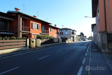 NEGOZIO A CASTEL MELLA