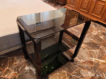 carrello nero con 3 basi in cristallo fumè