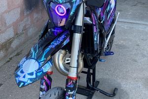 Ktm125 motard targato