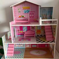 Casa bambole in legno