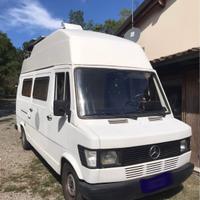 Mercedes Westfalia james cook 81