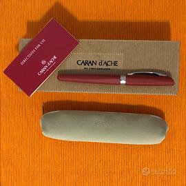 CARAN D'ACHE penna a sfera