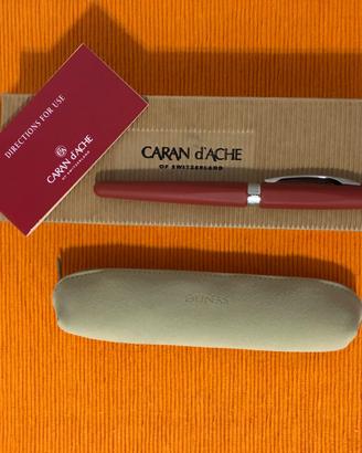 CARAN D'ACHE penna a sfera