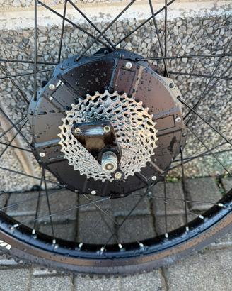 ruota completa di motore