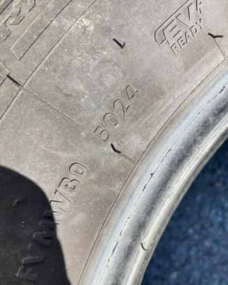 Gomme auto estive