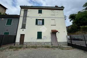 2 LOCALI A MONTÙ BECCARIA