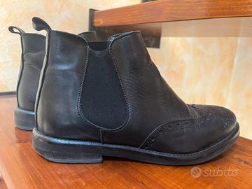 Stivaletto nero in pelle Il Laccio