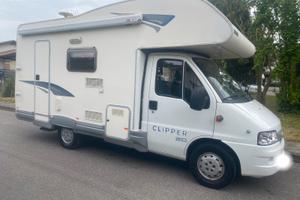 Elnagh su Fiat ducato 2.0 jtd 6 posti letto