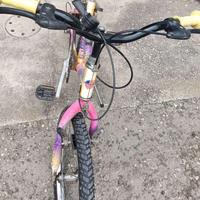 Bicicletta BMX con marce 19 pollici + Casco