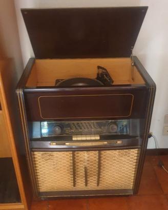 Mobile radio giradischi, anni '50