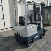 Carrello elevatore muletto om e15n