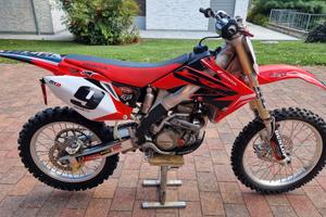 HONDA CRF 250 R 4T  2009