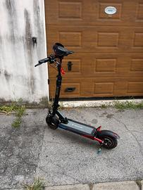 Monopattino elettrico Kugoo Kirin M4 PRO