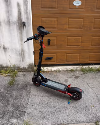 Monopattino elettrico Kugoo Kirin M4 PRO