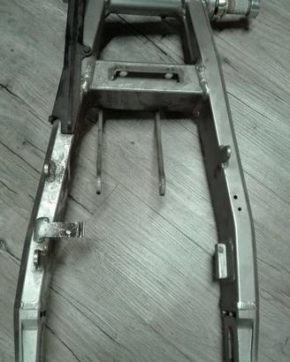 Forcellone posteriore kawasaki zx636r zx600 03-04