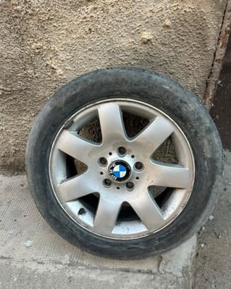 Cerchi bmw completi di gomme
