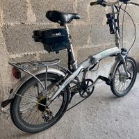 Bicicletta elettrica pieghevole