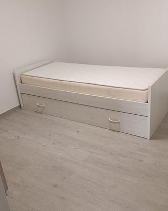 Letto singolo con secondo estraibile