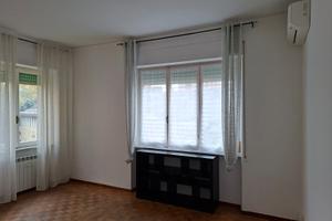 Genova ufficio via alla porta degli archi