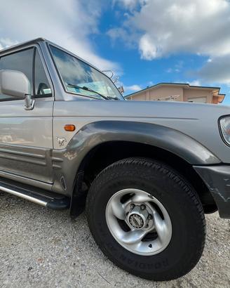 Hyundai galloper