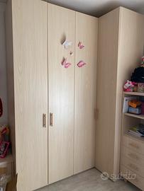 Armadio angolare 195x 100h 256 con cassettiera