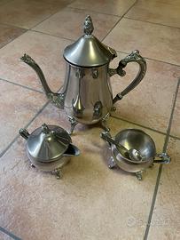Set da tè Vintage in metallo argentato