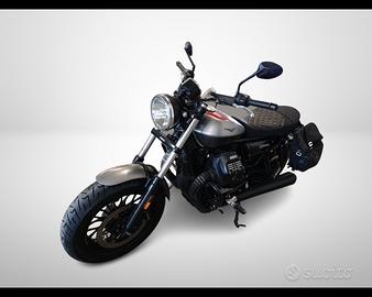 MOTO GUZZI V9 - Bobber