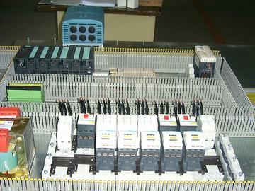 Elettricista cablatore elettromeccanico