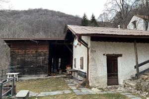 Baita con terreno, Quarna Sotto, Lago d'Orta