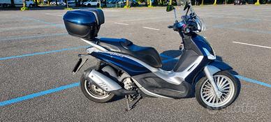 Beverly 300 ie