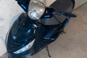 piaggio zip sp