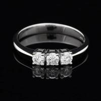 ANELLO TRILOGY ORO 18 KT DIAMANTI NATURALI 0.41 CT