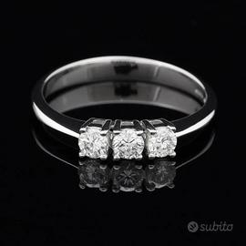 ANELLO TRILOGY ORO 18 KT DIAMANTI NATURALI 0.41 CT