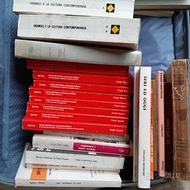 Libri storici .politica letteratura Noir