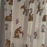 Tenda Masha e orso, Dora