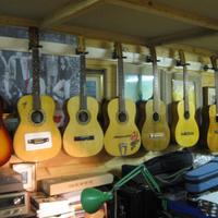 Mercatino e riparazioni " CHITARRE "