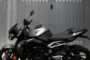 Triumph street triple 765 R - 12/2024 in garanzia