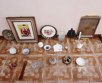 Mini lotto oggetti ed articoli in foto