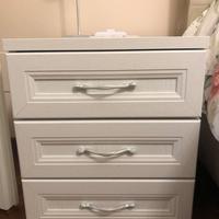 Gruppo notte 2 comodini+ cassettiera