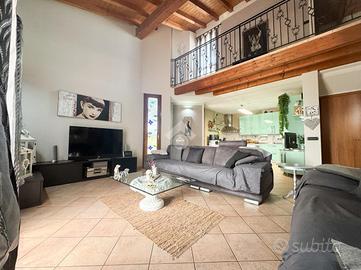 VILLA SINGOLA A POMPIANO