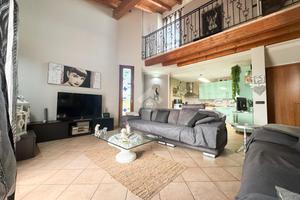 VILLA SINGOLA A POMPIANO